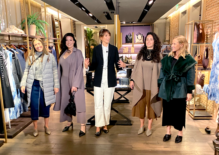 Adolfo Domínguez innova en su estrategia digital apostando por el Social Live Shopping